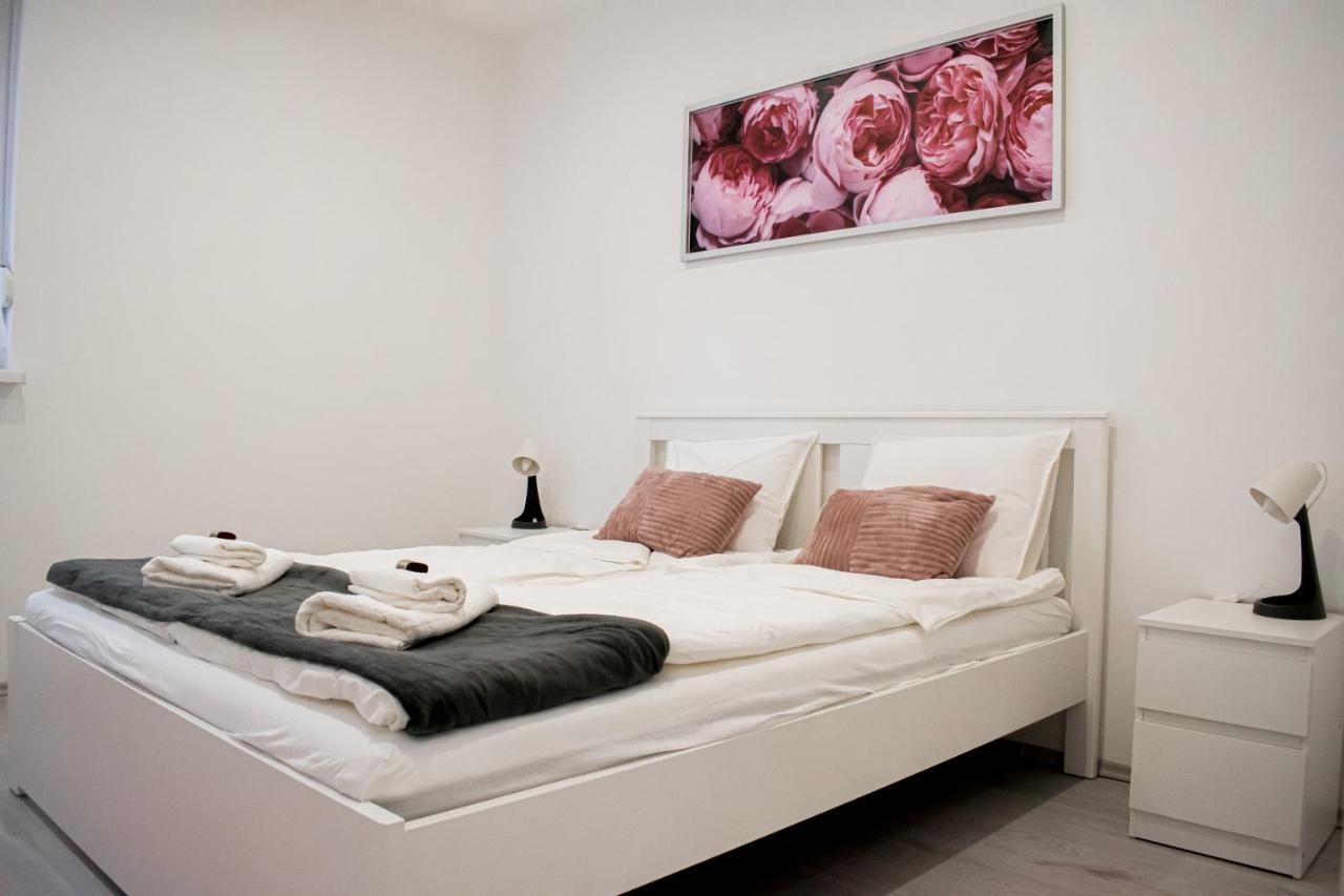 Fodormenta Residence Егер Екстериор снимка