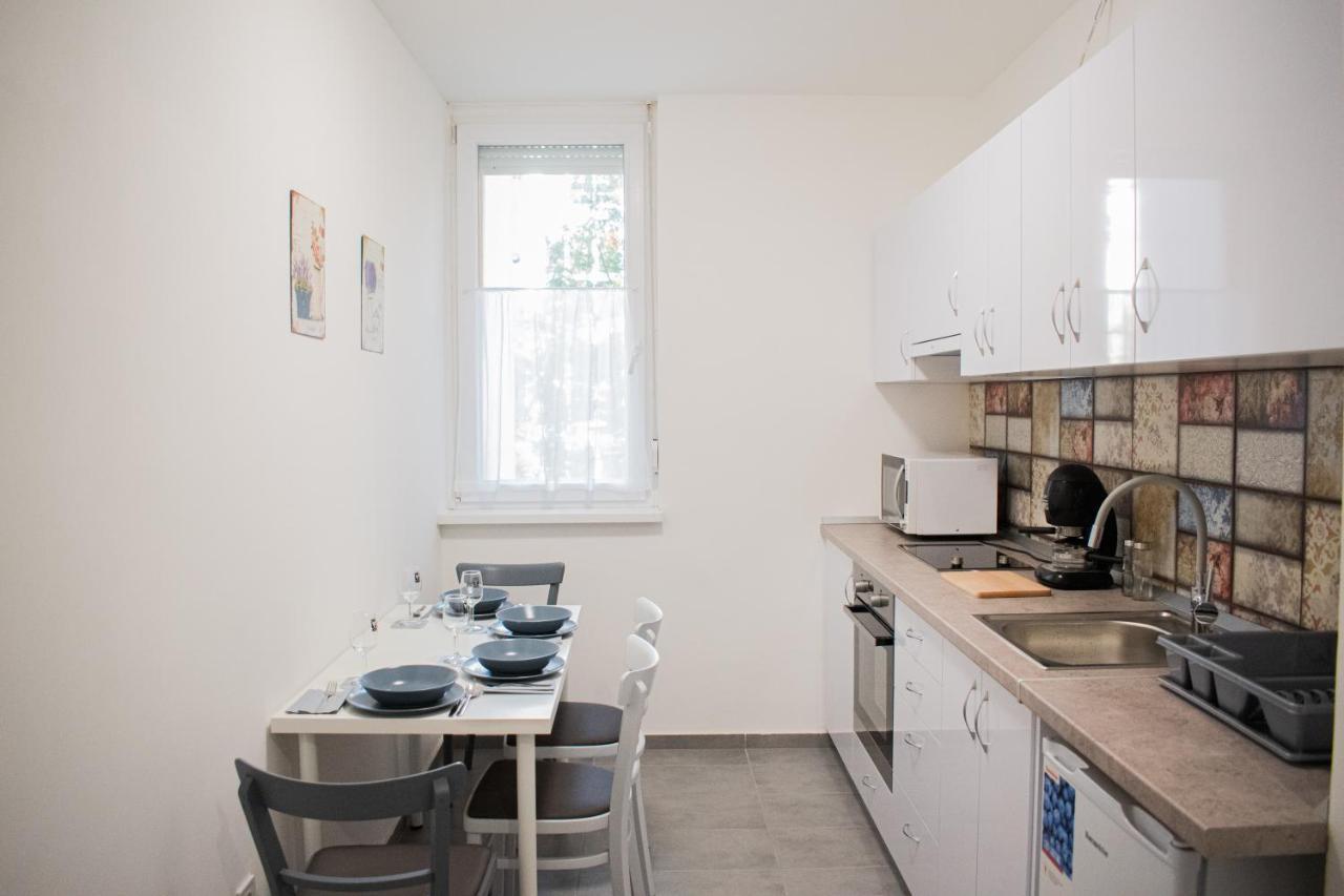 Fodormenta Residence Егер Екстериор снимка